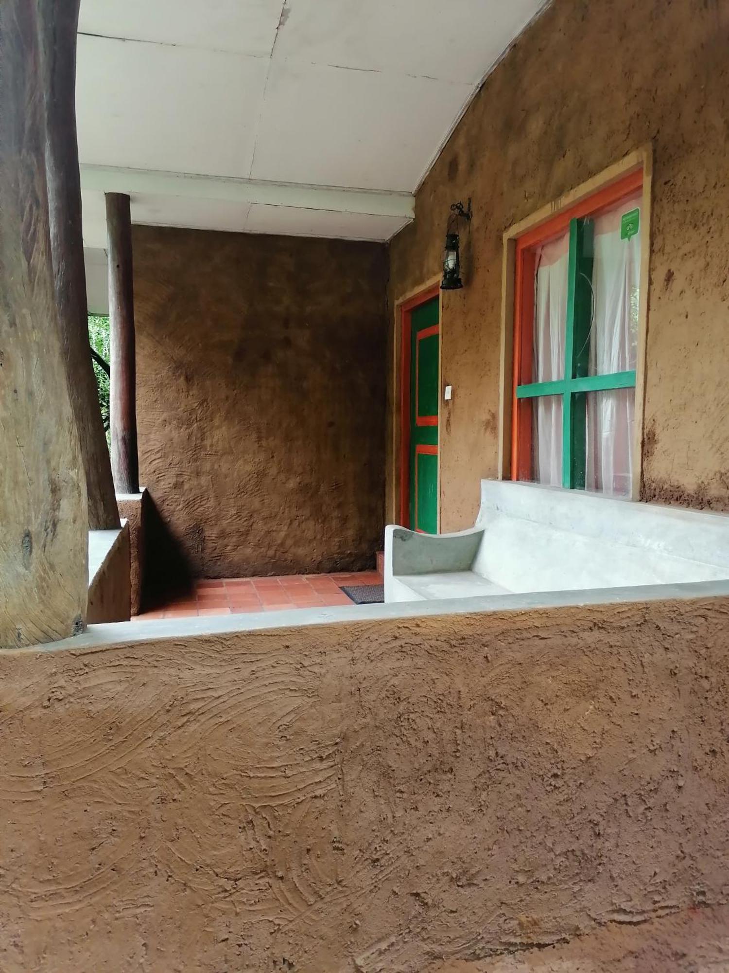 Clay Hut Village Polonnaruva Kültér fotó